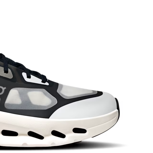 Tilt Remix Black | White